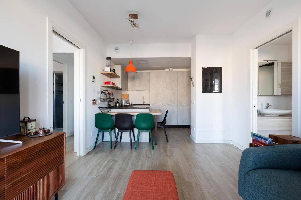 Apartment Renovated Politecnico Terrace Apt *